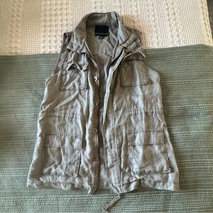 Harlowe & Graham Women Army Green Vest Size Small